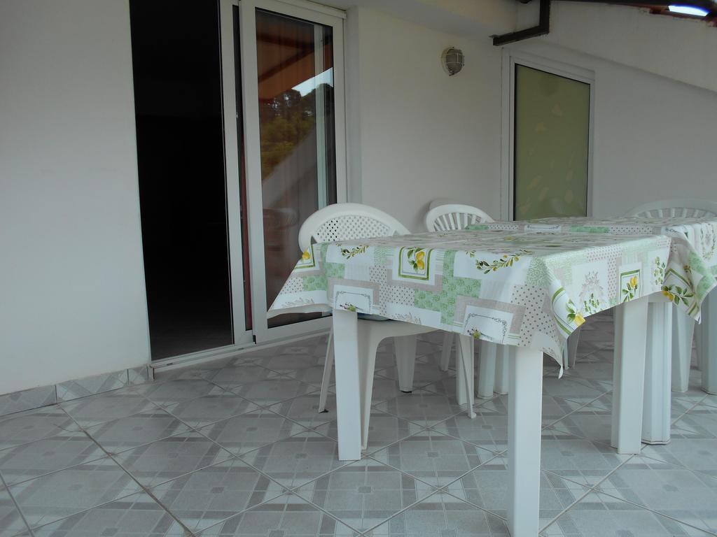 Apartment Kurelic Rab Town Eksteriør bilde